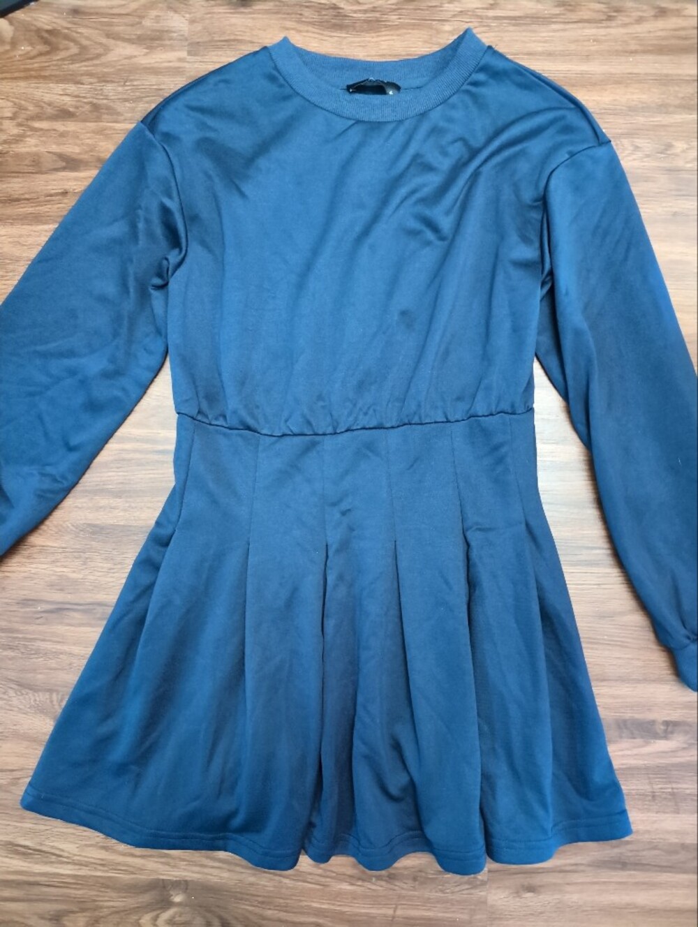Cider Dark Blue Long-Sleeve Pleated Dress